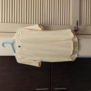 Medium Lululemon drysense short sleeve shirt